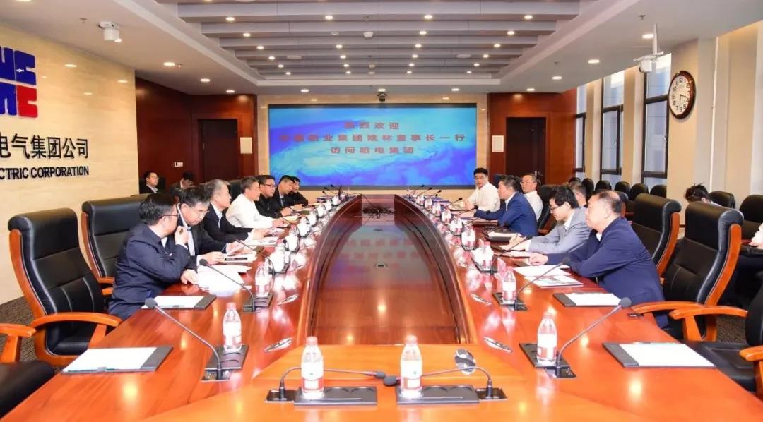 CFF8D01A6E3C3EF81469D79677C_AD65363B_17D74.jpg?e= CFF8D01A6E3C3EF81469D79677C_AD65363B_17D74.jpg?e=