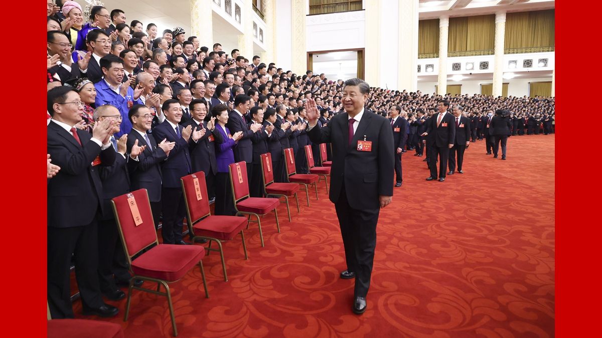 B776BCC2631F5D0F4F1F141C63C_CF8010CF_2291A 习近平等辅导同道亲切会见出席党的二十大代表、特邀代表和列席人员