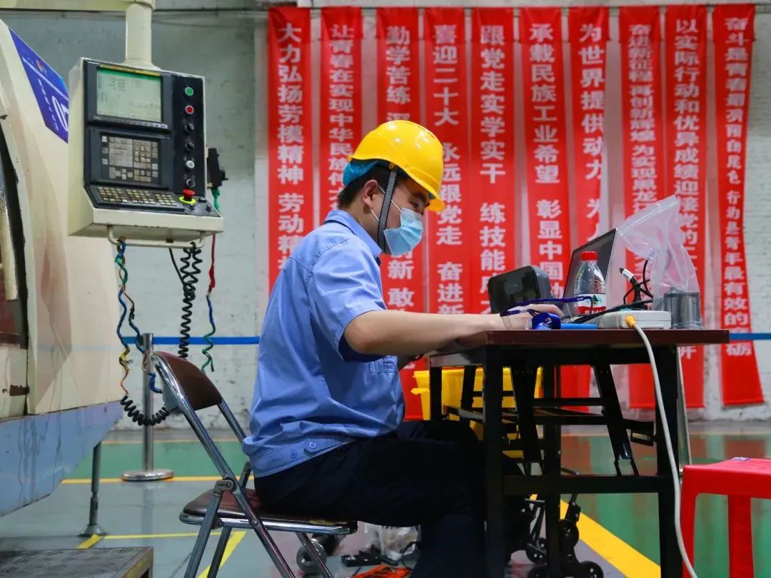 D28BDEE37CE5B094C6045741D5E_88F6E5A1_21403.jpg?e= Z6·尊龙「中国区」官方网站